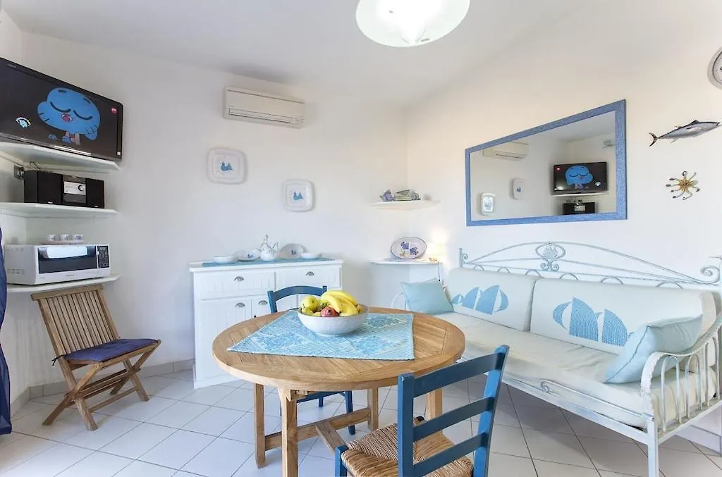 Torre Dei Corsari Vista Mare Con Terrazza Spiaggia Sotto Casa Per 5 Persone Apartment Torre dei Corsari