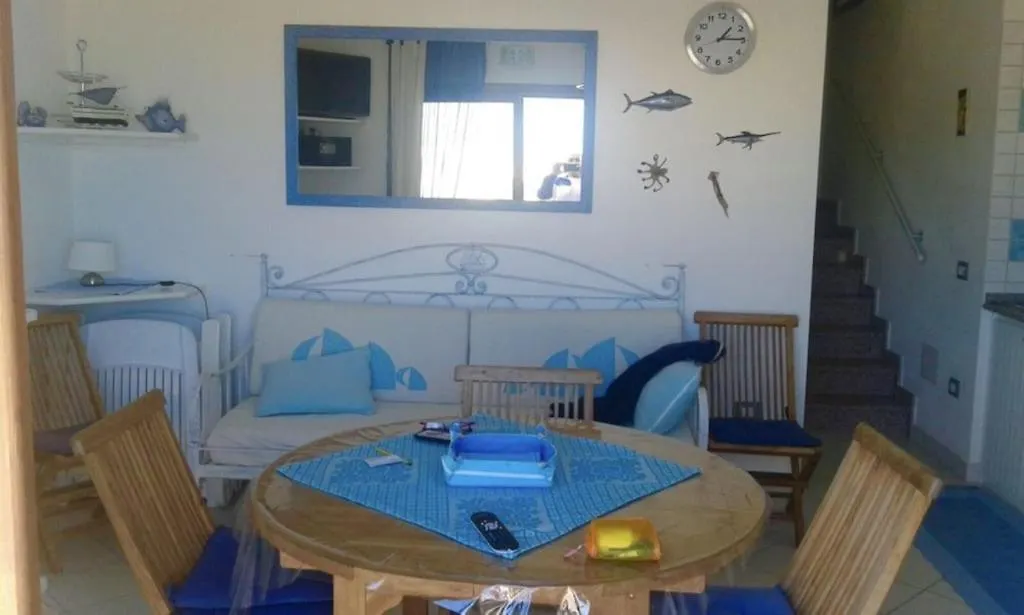 Torre Dei Corsari Vista Mare Con Terrazza Spiaggia Sotto Casa Per 5 Persone Italy