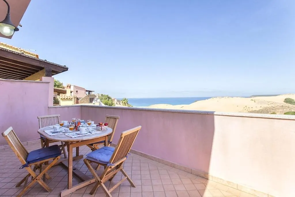 Apartment Torre Dei Corsari Vista Mare Con Terrazza Spiaggia Sotto Casa Per 5 Persone Italy