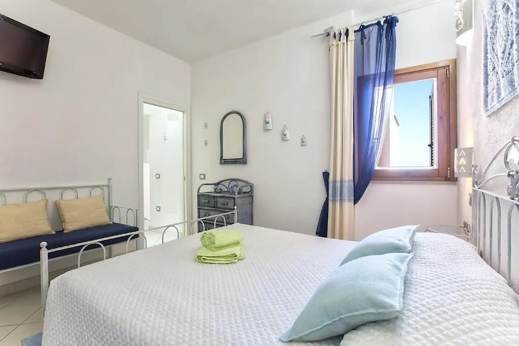 Torre Dei Corsari Vista Mare Con Terrazza Spiaggia Sotto Casa Per 5 Persone Torre dei Corsari