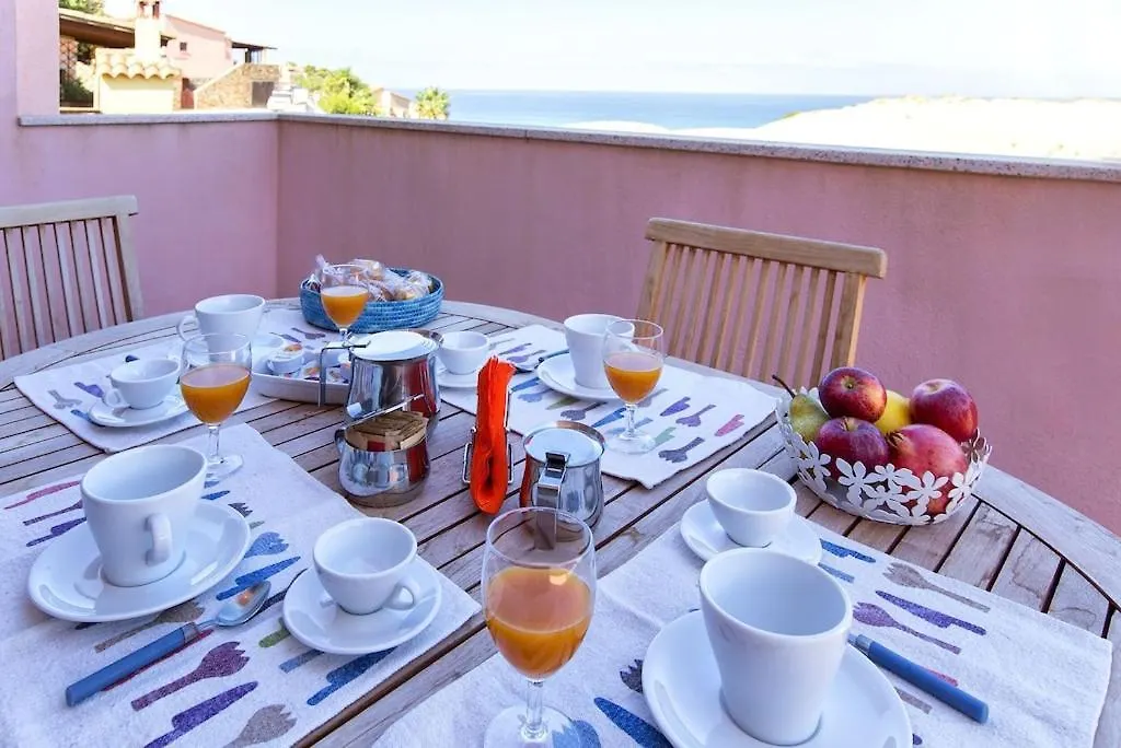 Torre Dei Corsari Vista Mare Con Terrazza Spiaggia Sotto Casa Per 5 Persone Apartment Torre dei Corsari