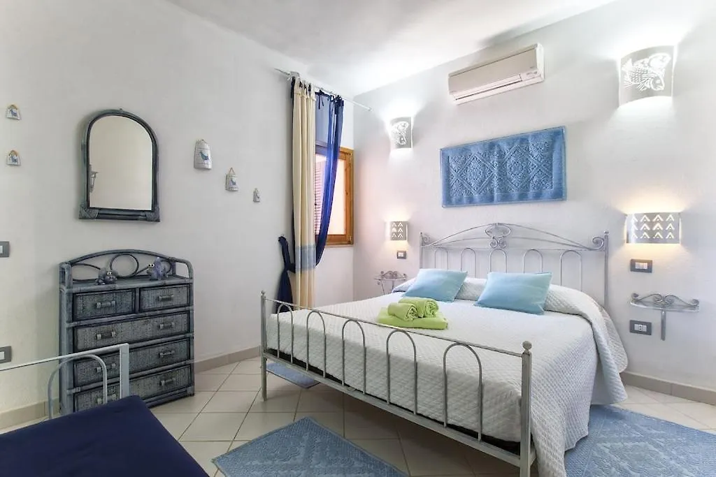 Torre Dei Corsari Vista Mare Con Terrazza Spiaggia Sotto Casa Per 5 Persone Torre dei Corsari