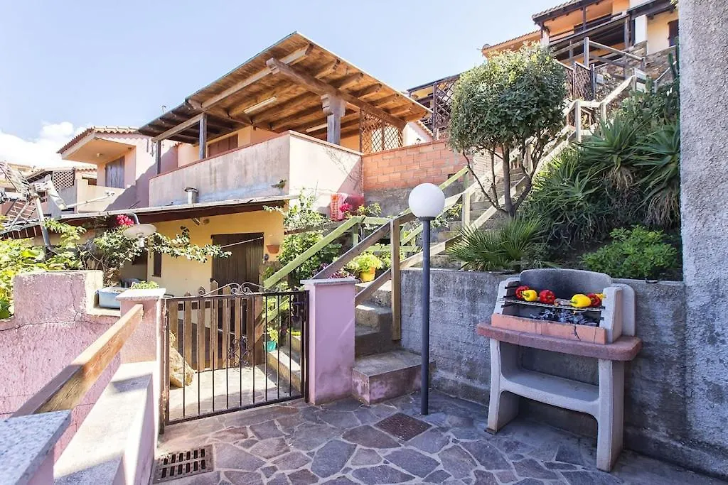 Apartment Torre Dei Corsari Vista Mare Con Terrazza Spiaggia Sotto Casa Per 5 Persone